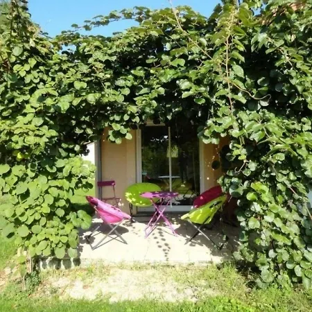 House Le Pavillon Vert *